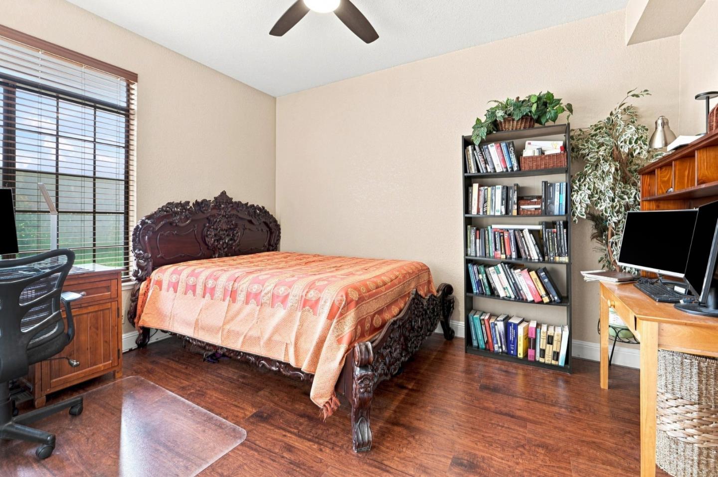 Property photo 38