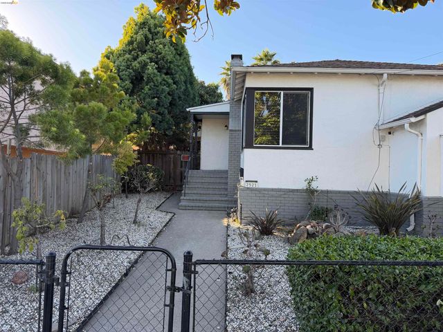 Property photo 50