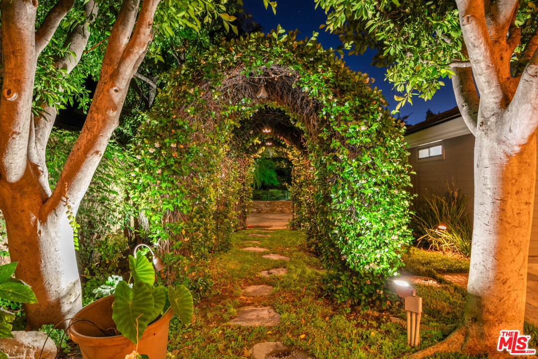 Property photo 43