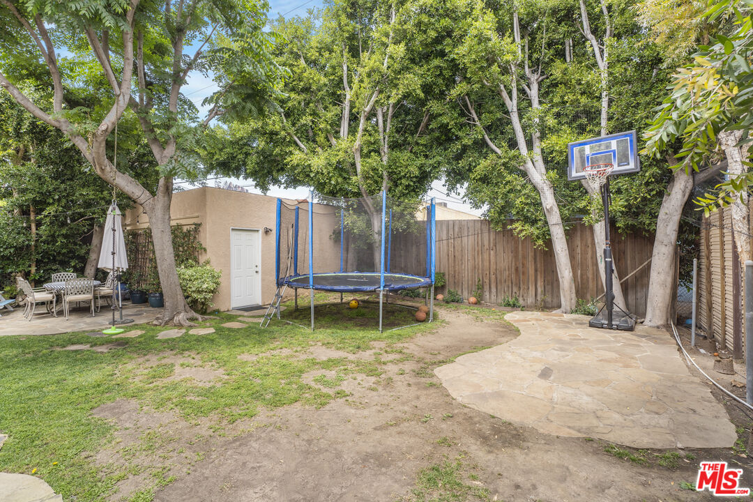 Property photo 37