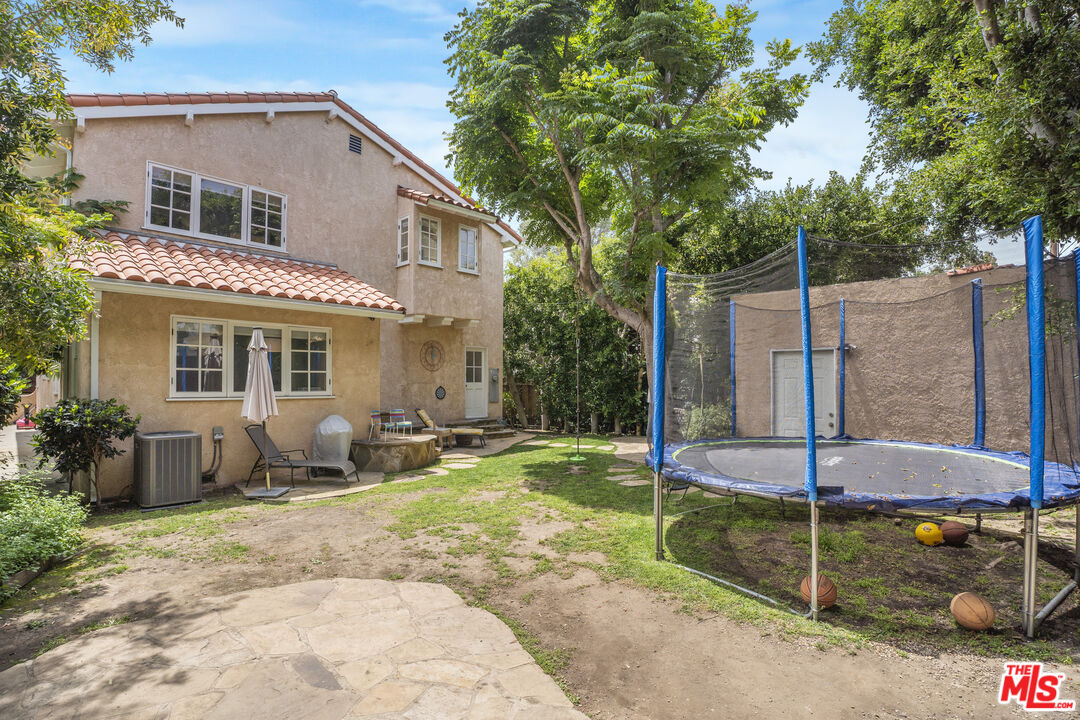 Property photo 38
