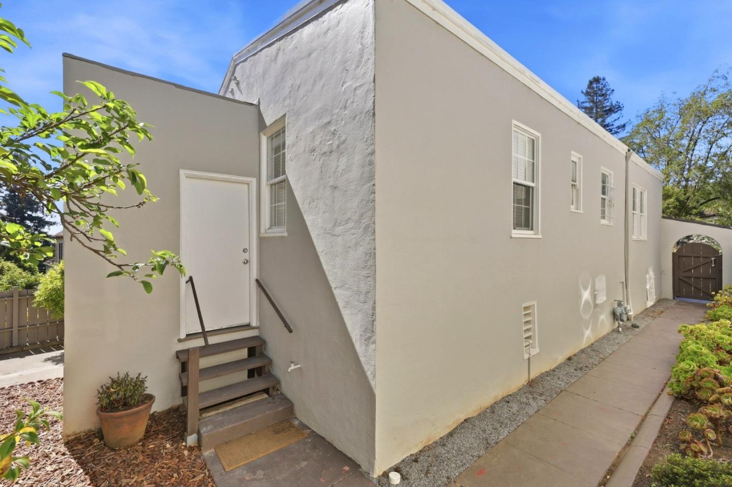 Property photo 46