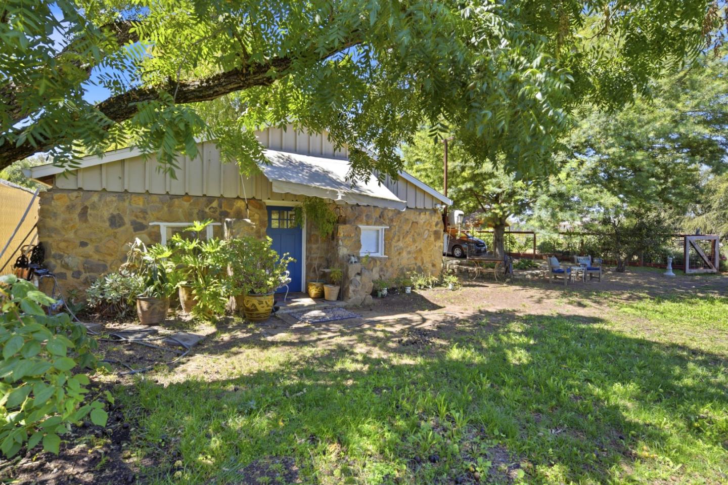Property photo 11