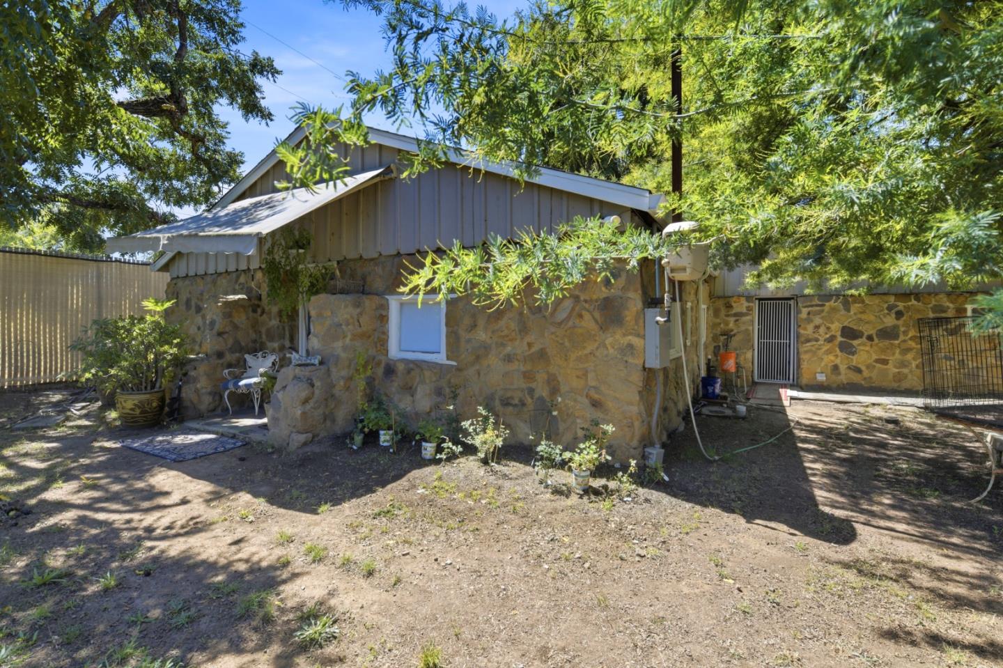 Property photo 17