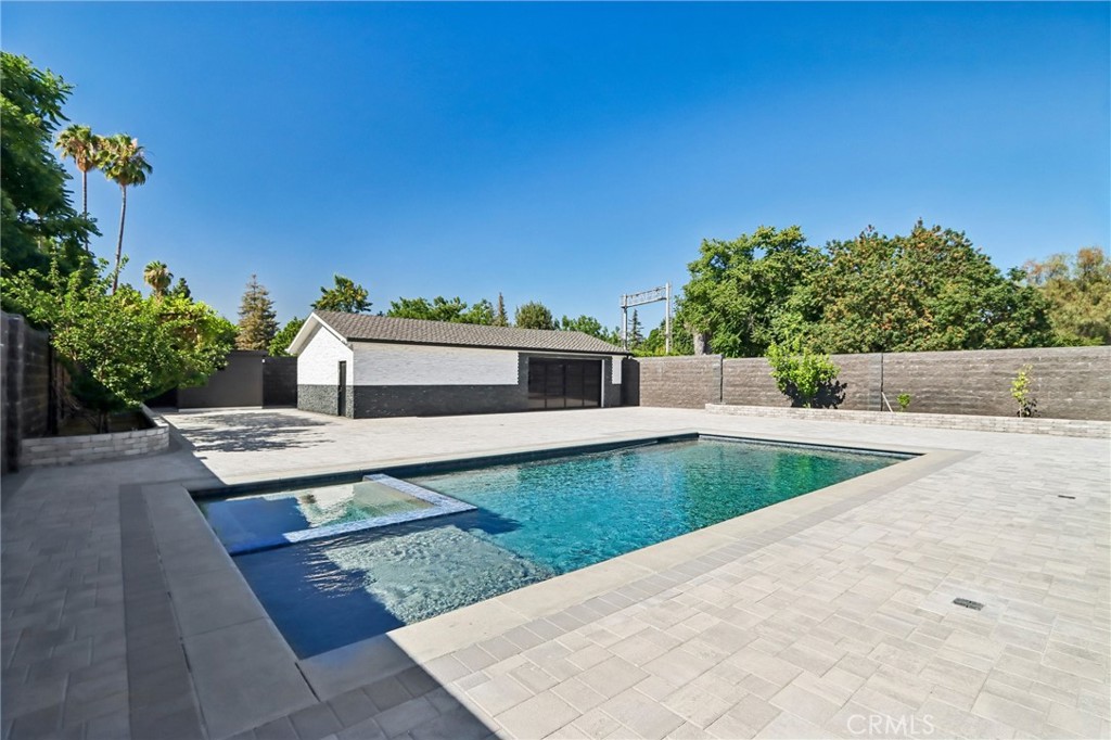 Property photo 48