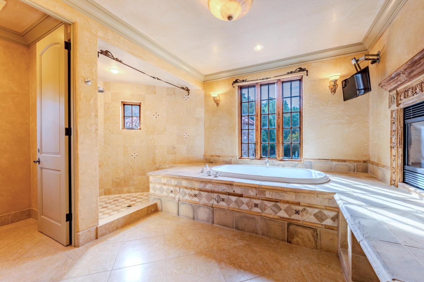 Property photo 40