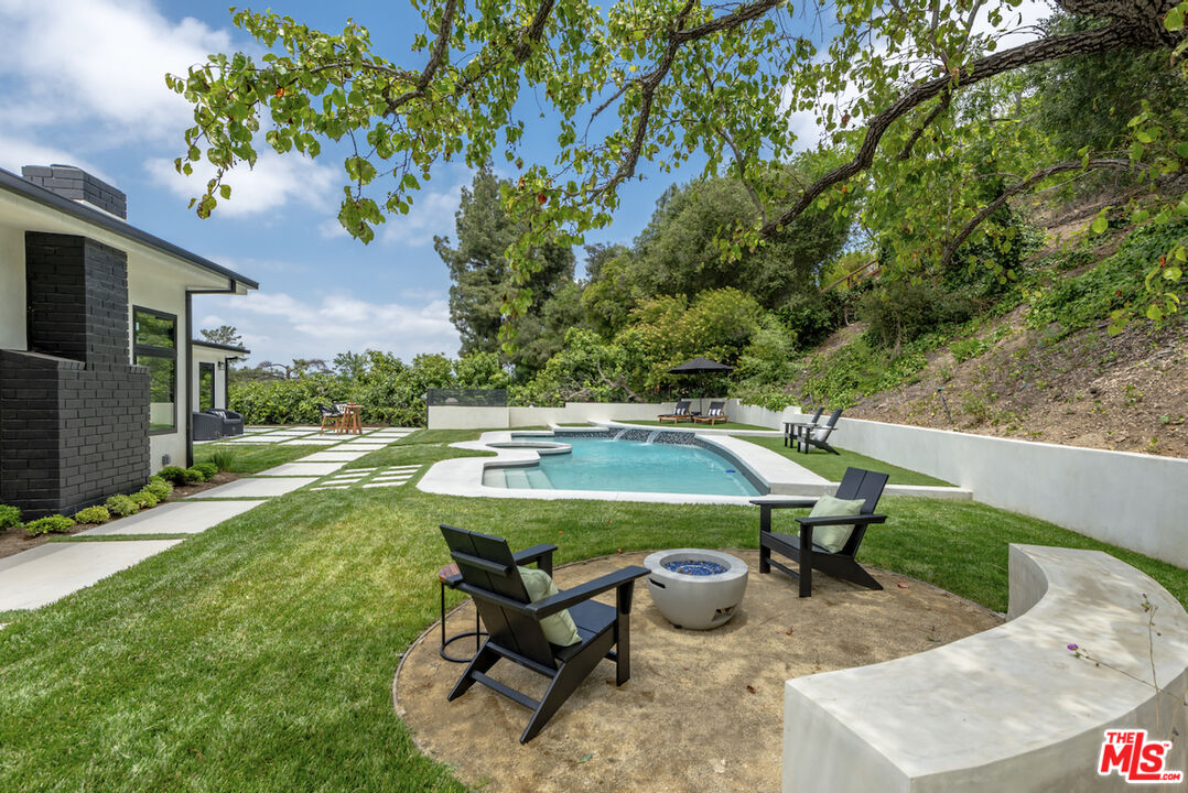 Property photo 47