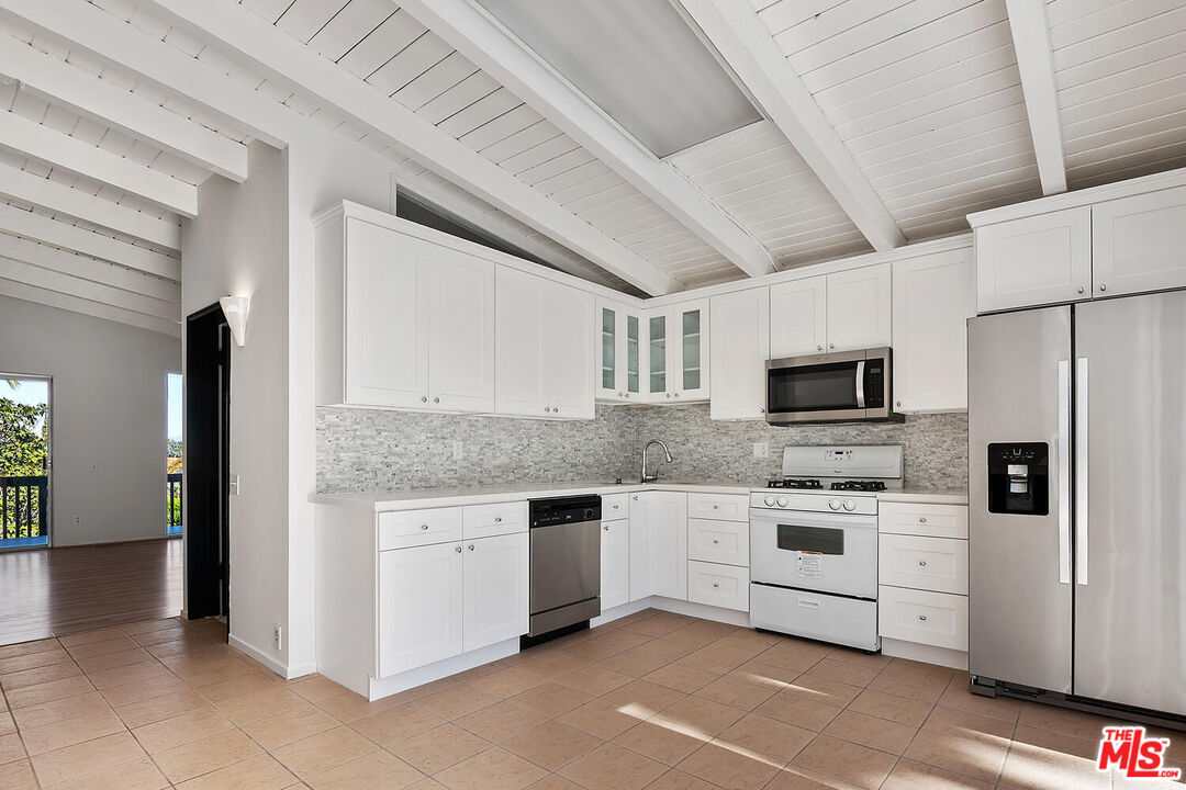 Property photo 43