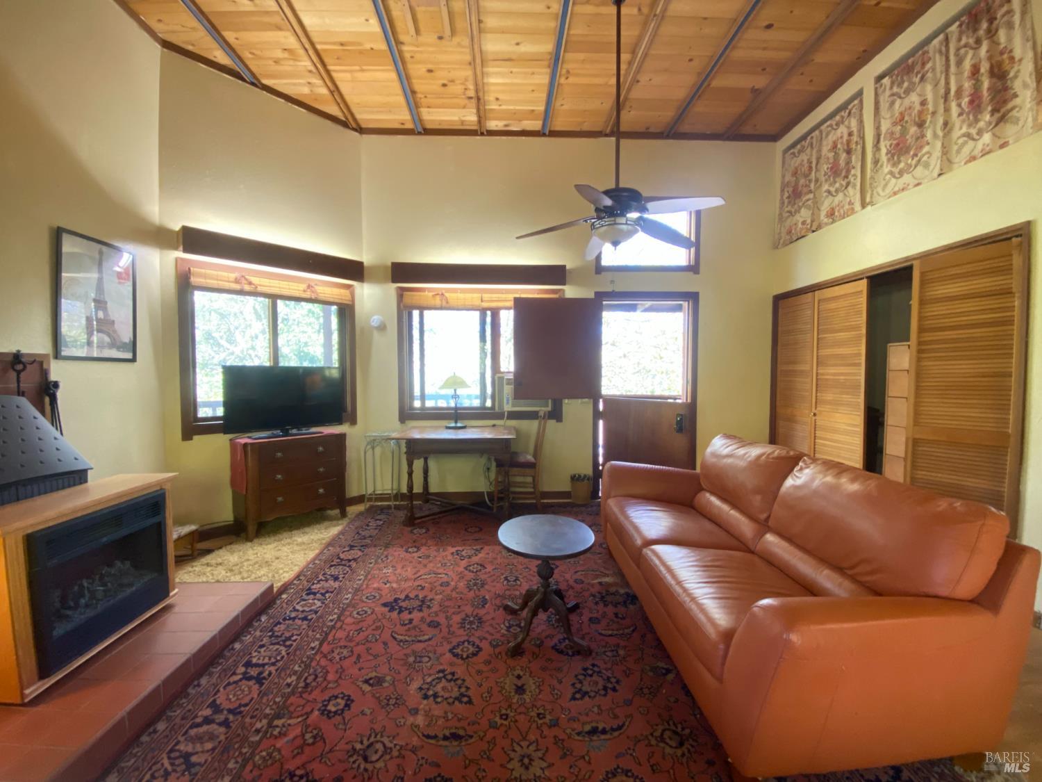 Property photo 22
