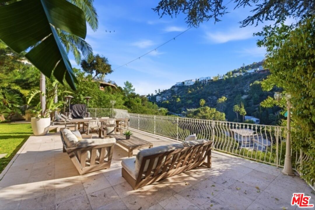 Property photo 43