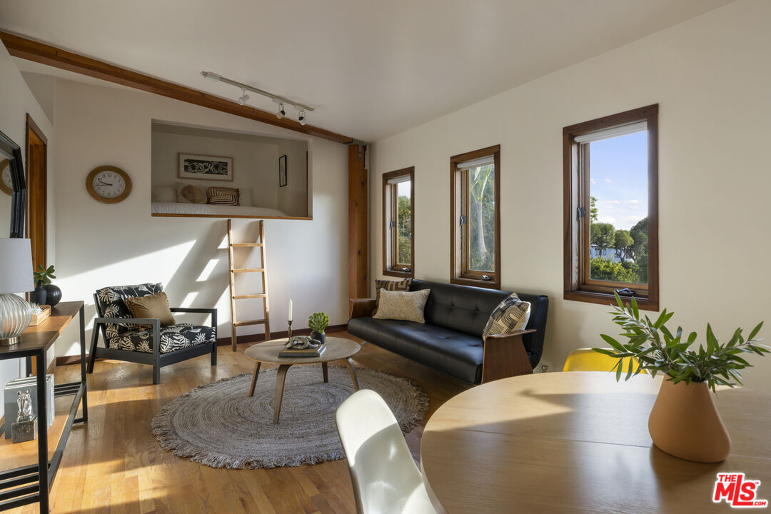 Property photo 51
