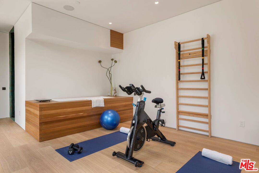 Property photo 40