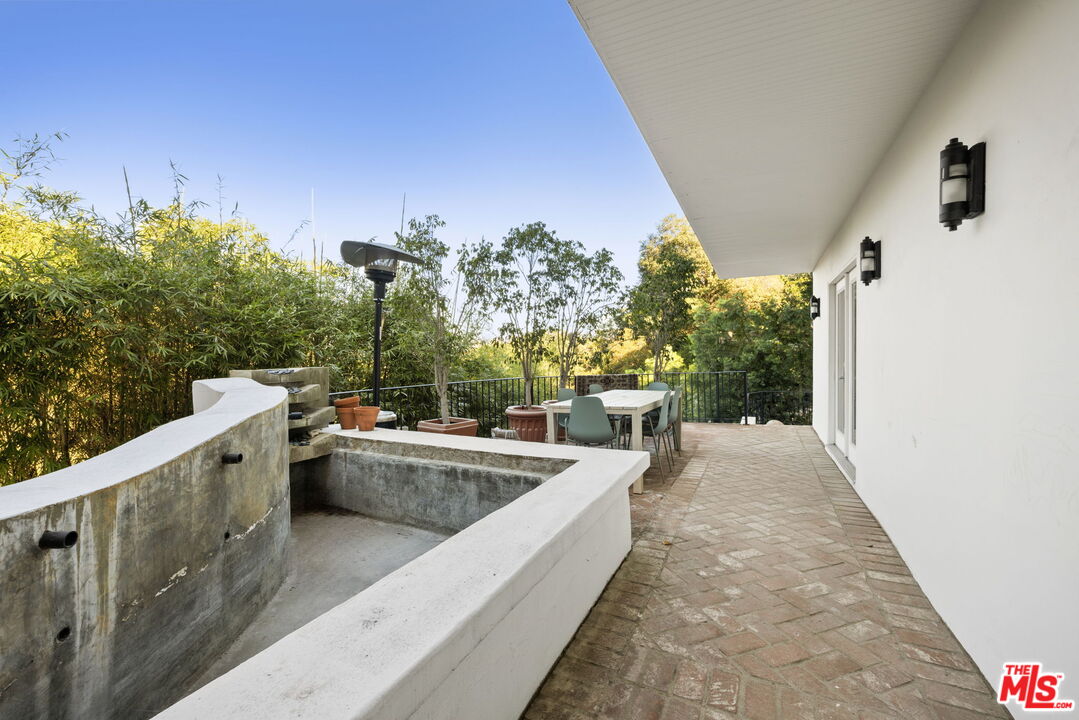 Property photo 35
