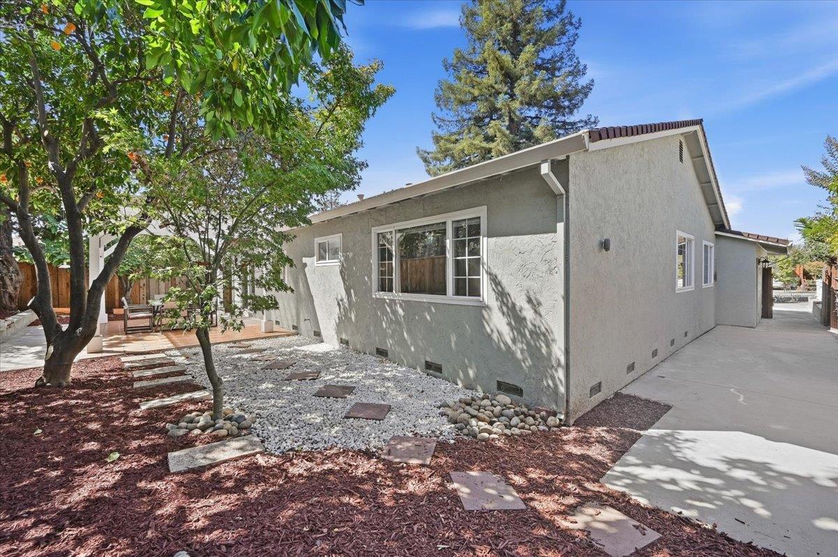 Property photo 43