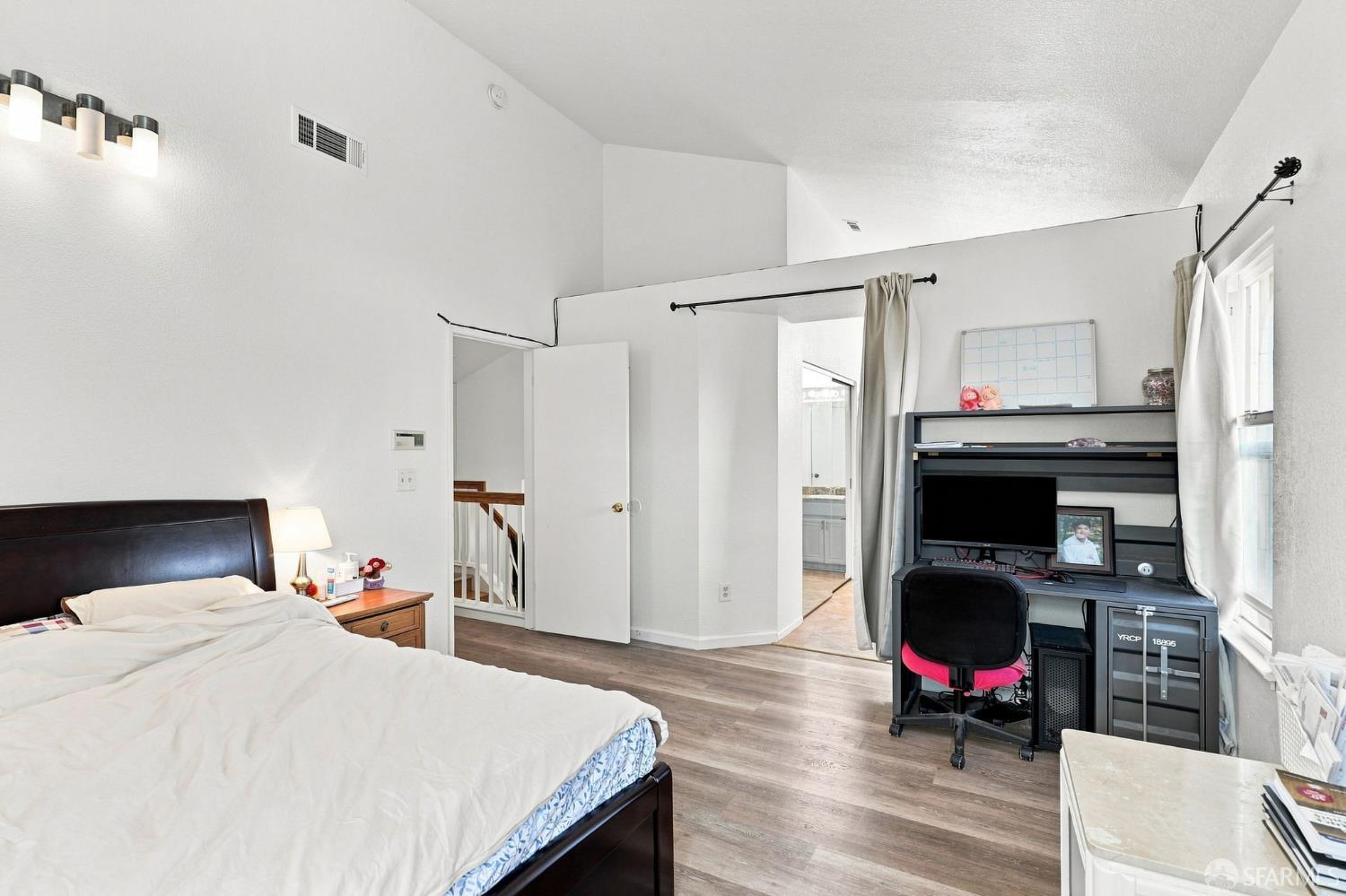 Property photo 36
