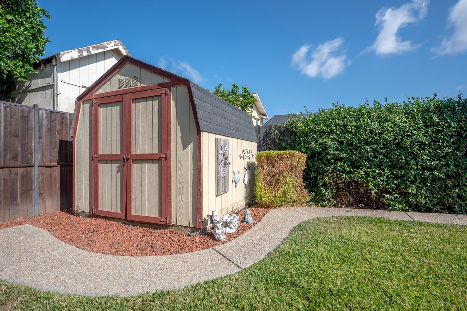 Property photo 35