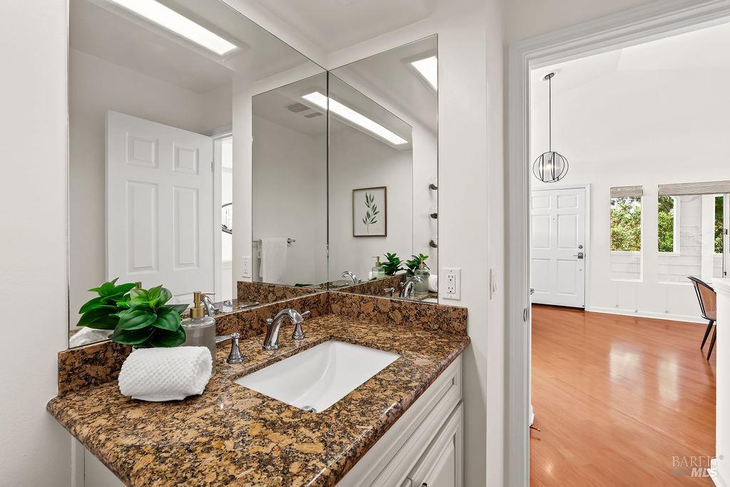 Property photo 35
