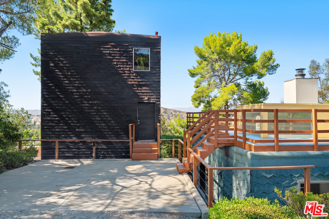 Property photo 38