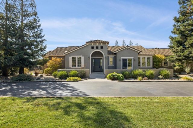 Property photo 44