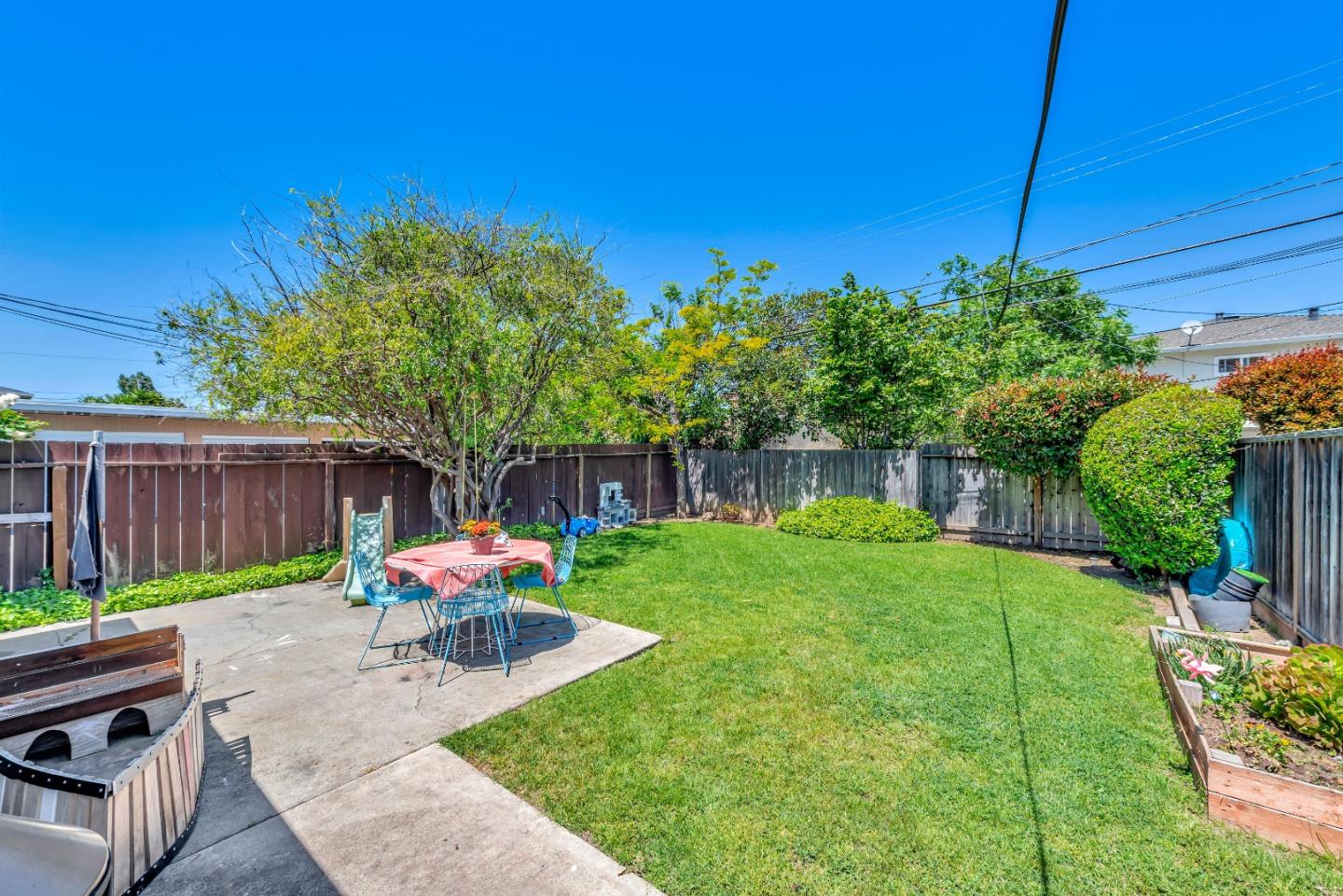 Property photo 33