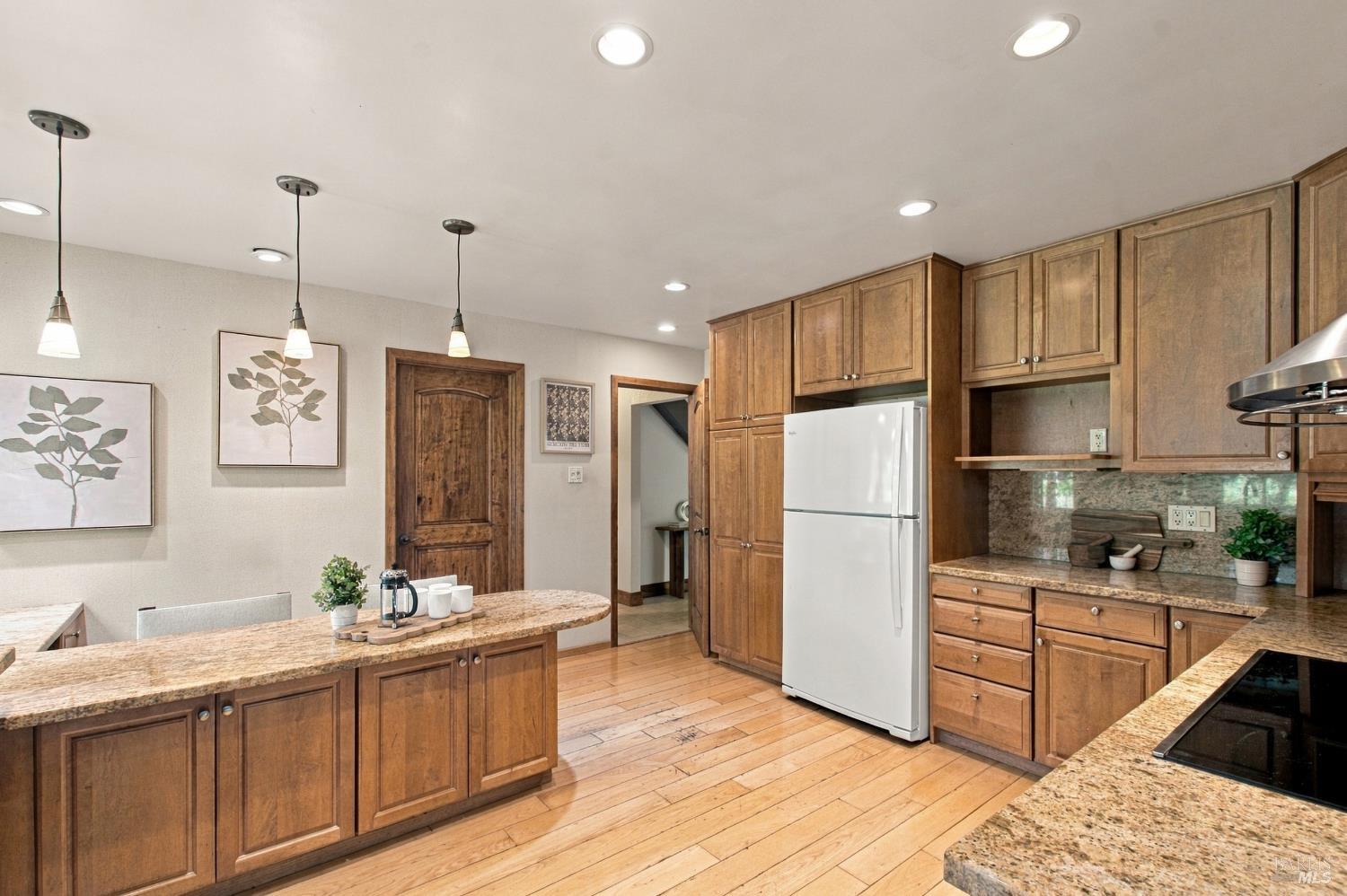 Property photo 34