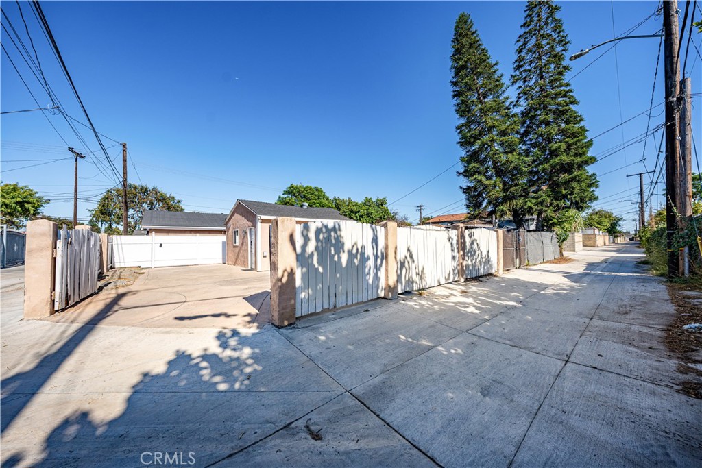 Property photo 34