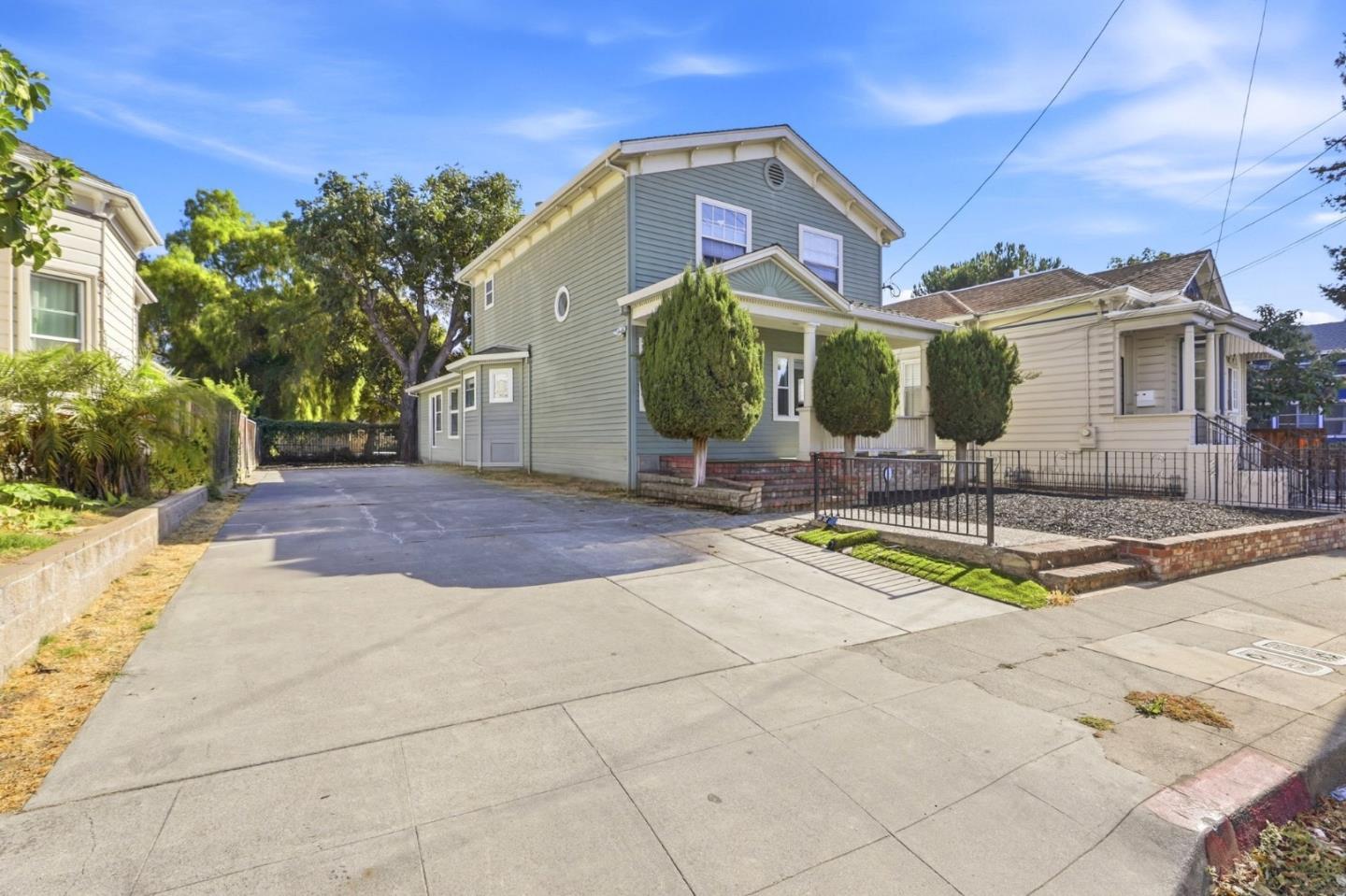 Property photo 37
