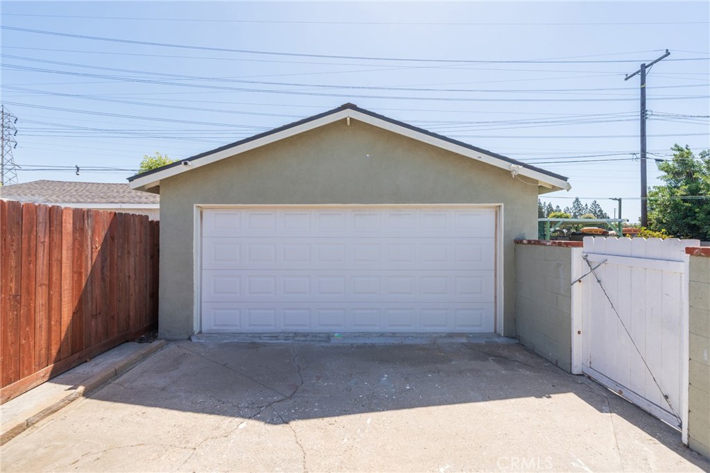 Property photo 33