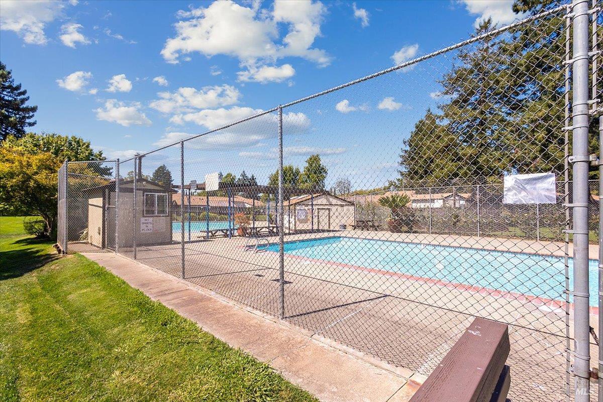 Property photo 32