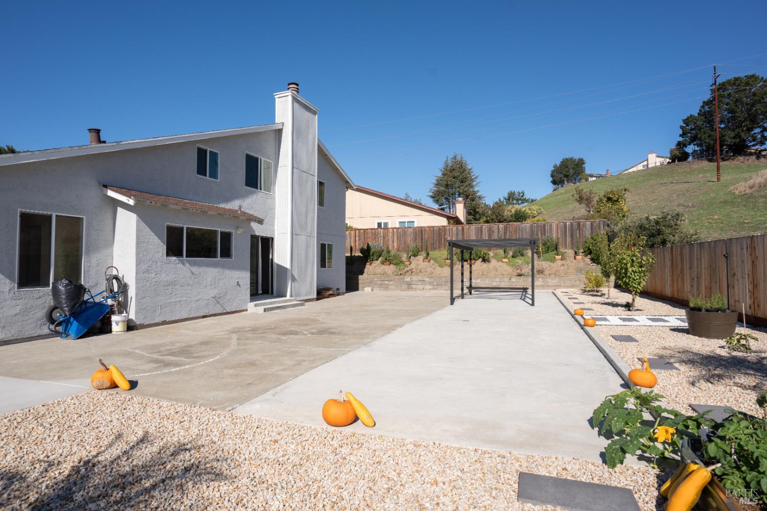 Property photo 35