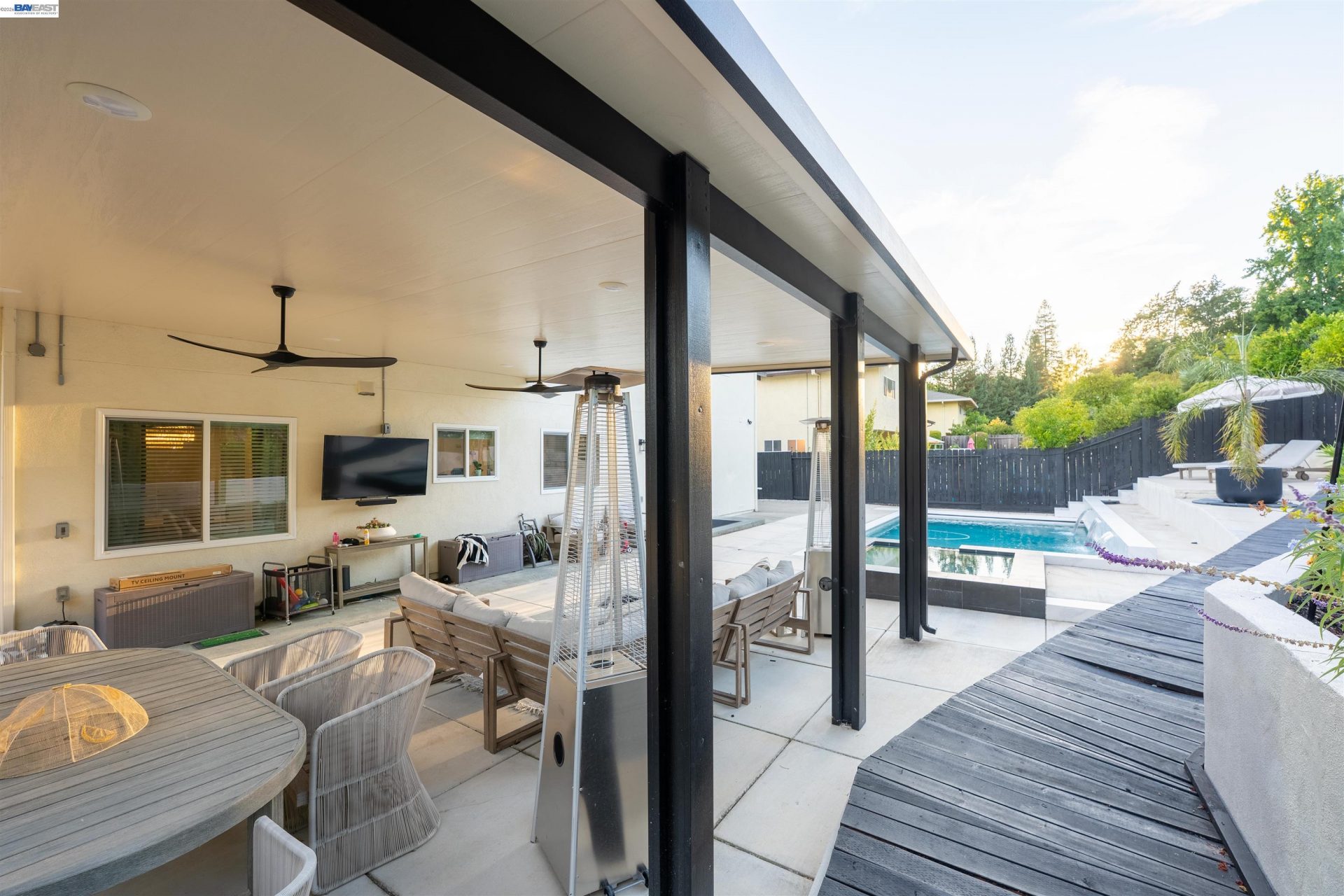 Property photo 43