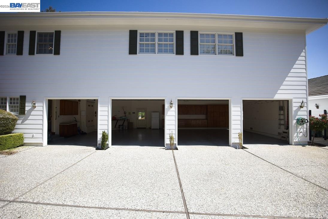 Property photo 46