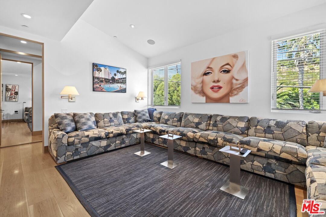 Property photo 38