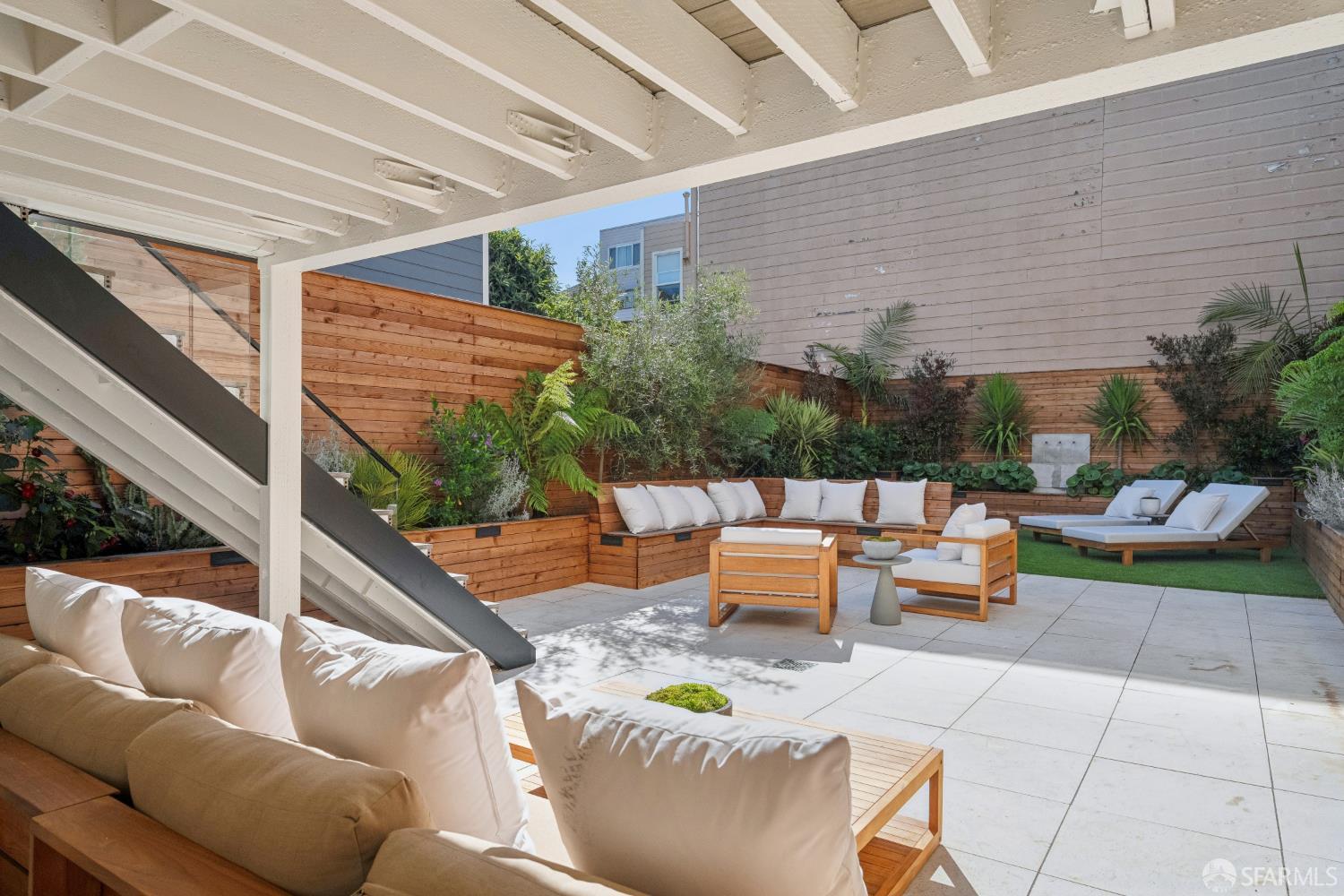 Property photo 37