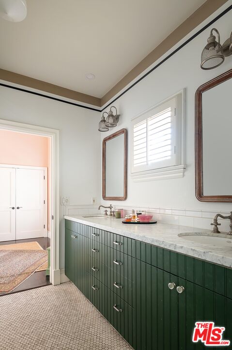 Property photo 38