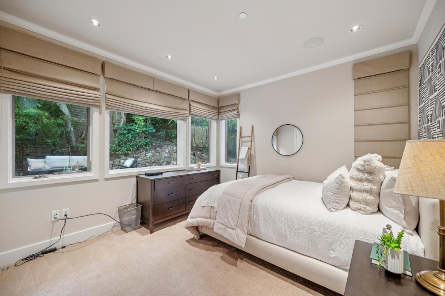 Property photo 50