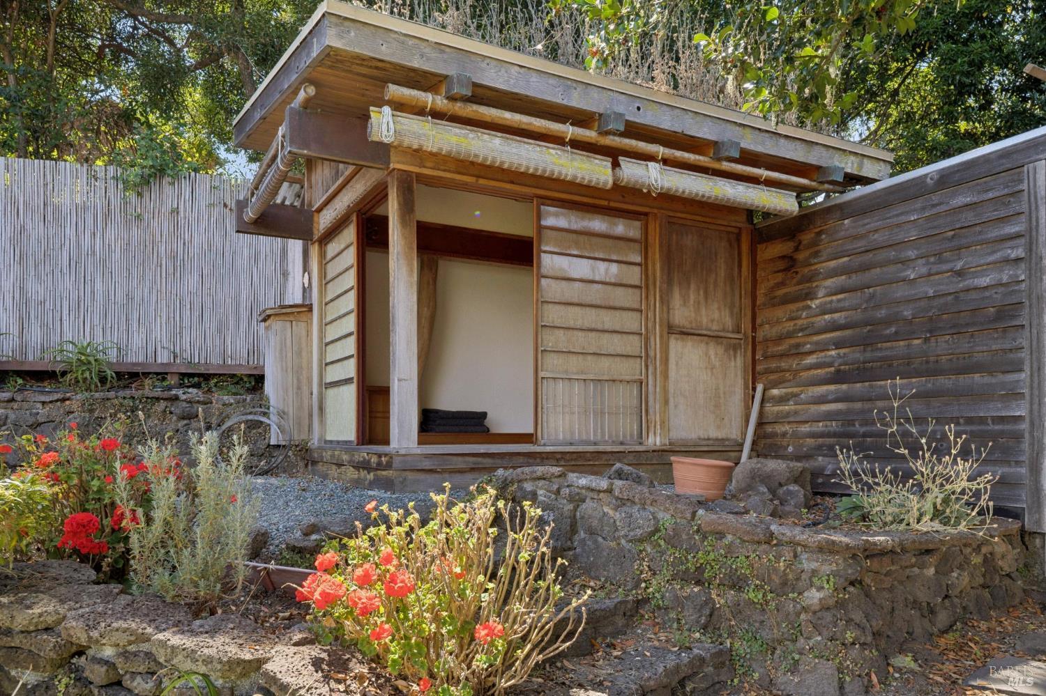 Property photo 23
