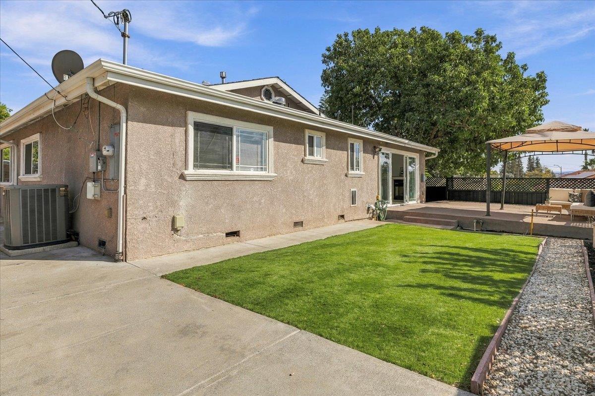 Property photo 31