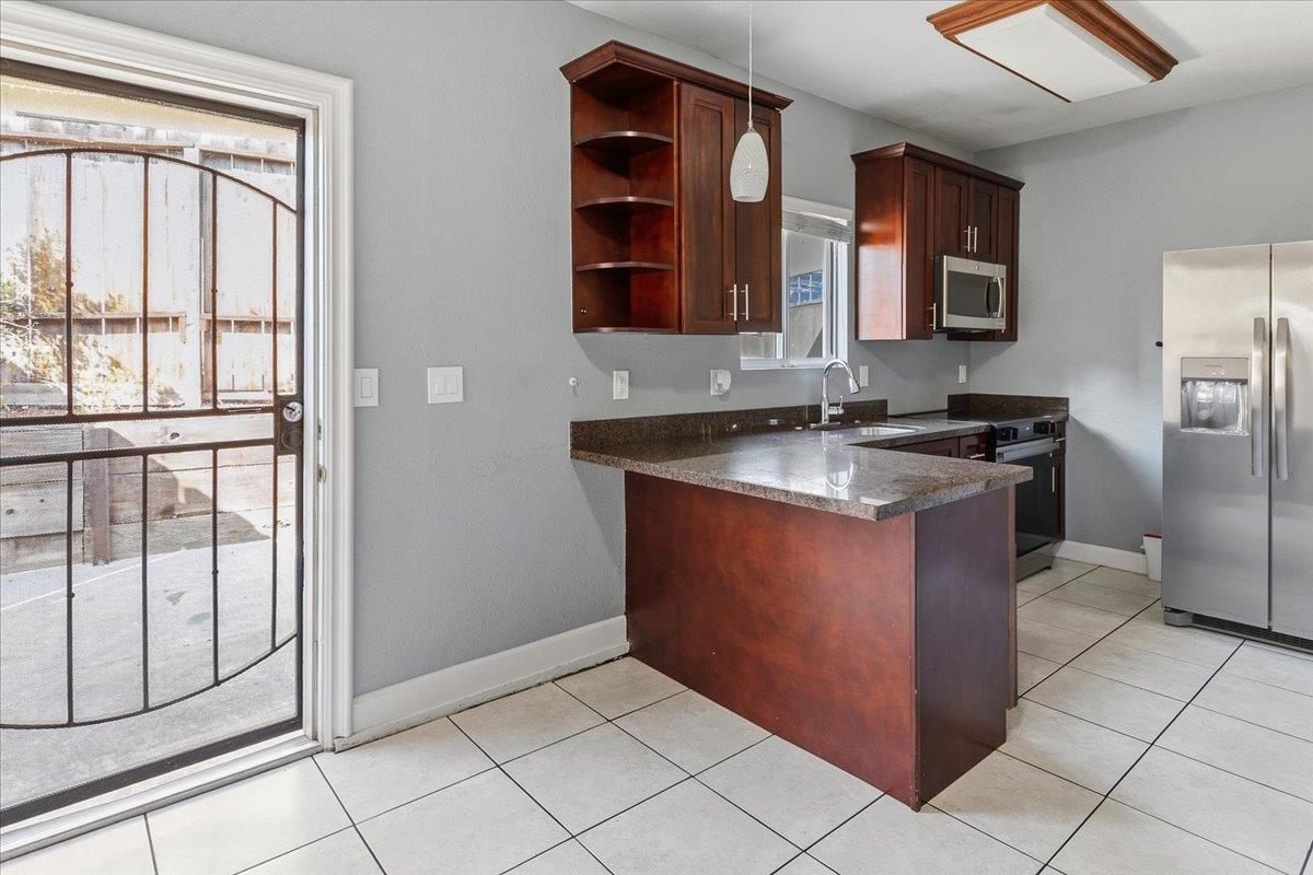 Property photo 38