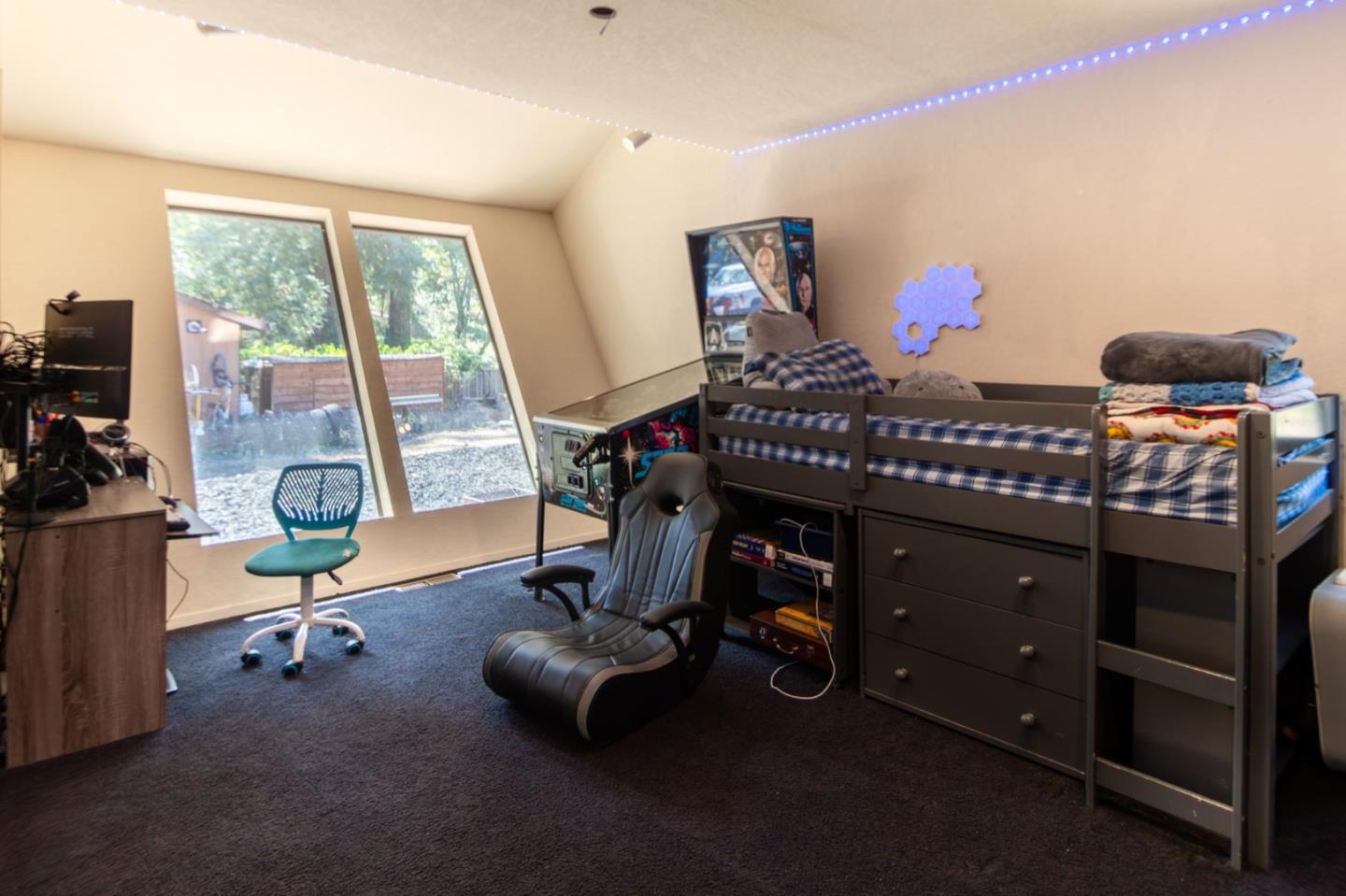 Property photo 28