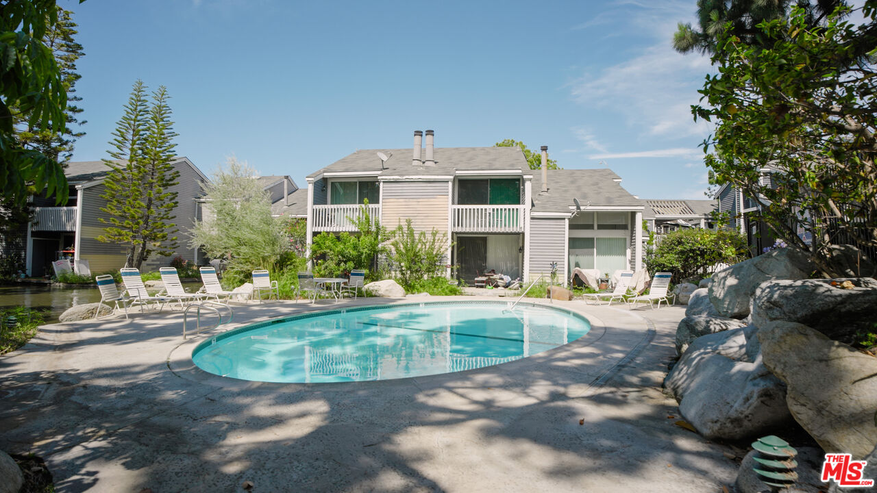 Property photo 25