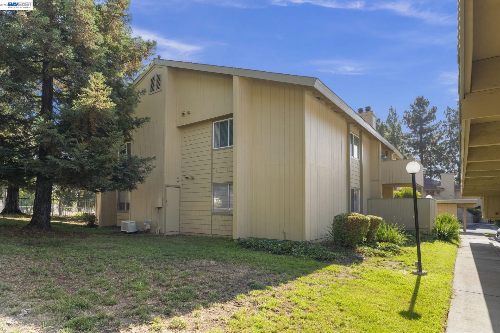 Property photo 32