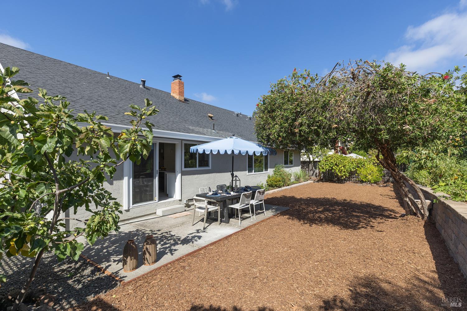 Property photo 37