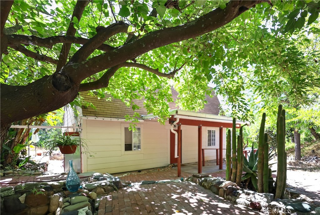 Property photo 28