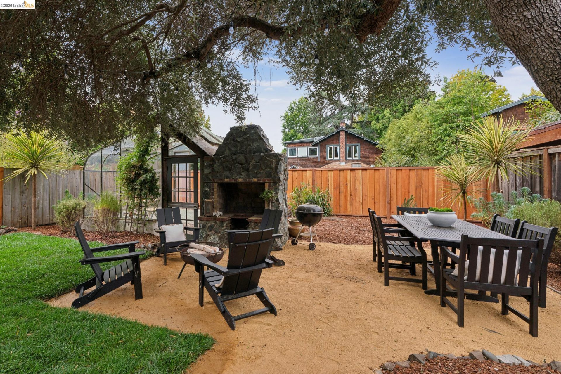 Property photo 25