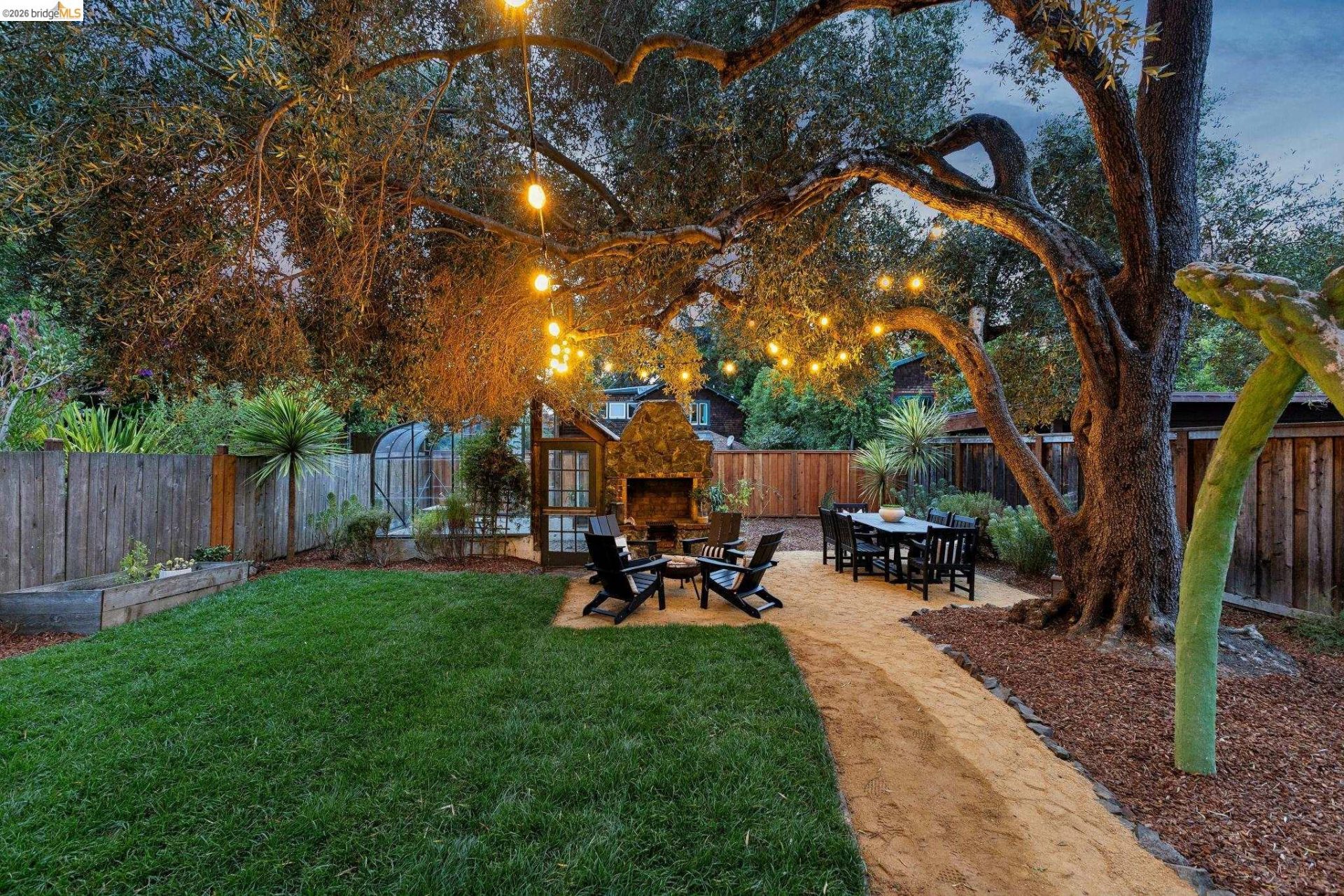 Property photo 38