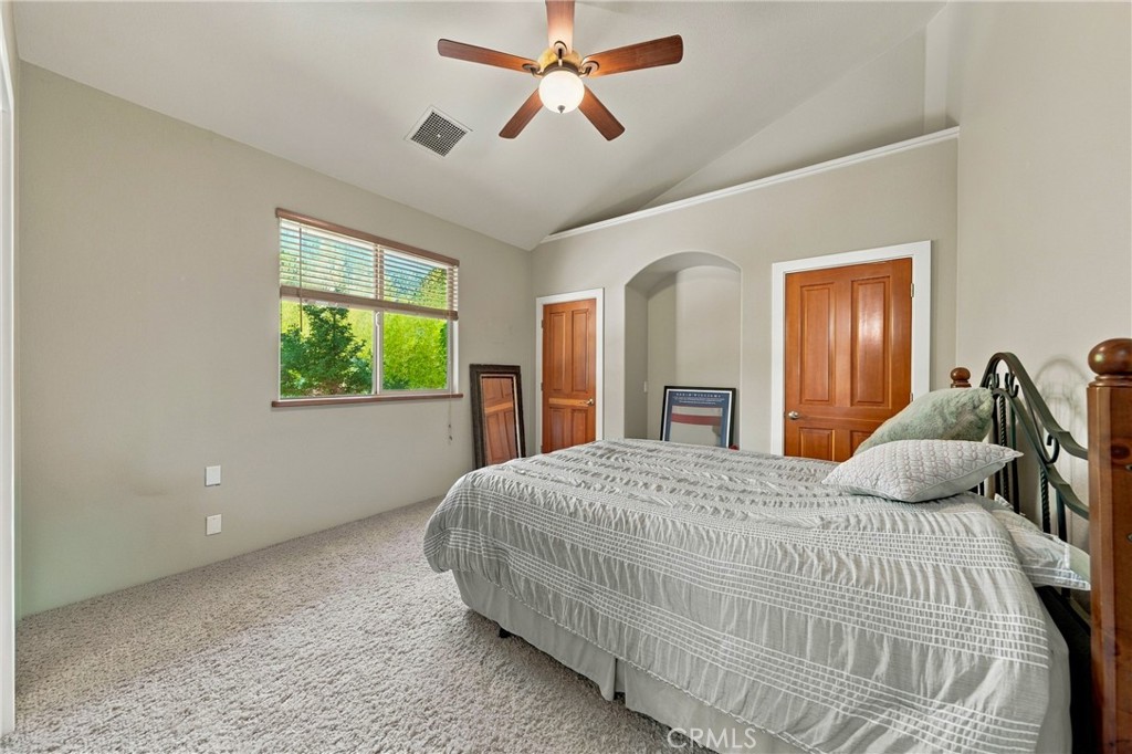 Property photo 37