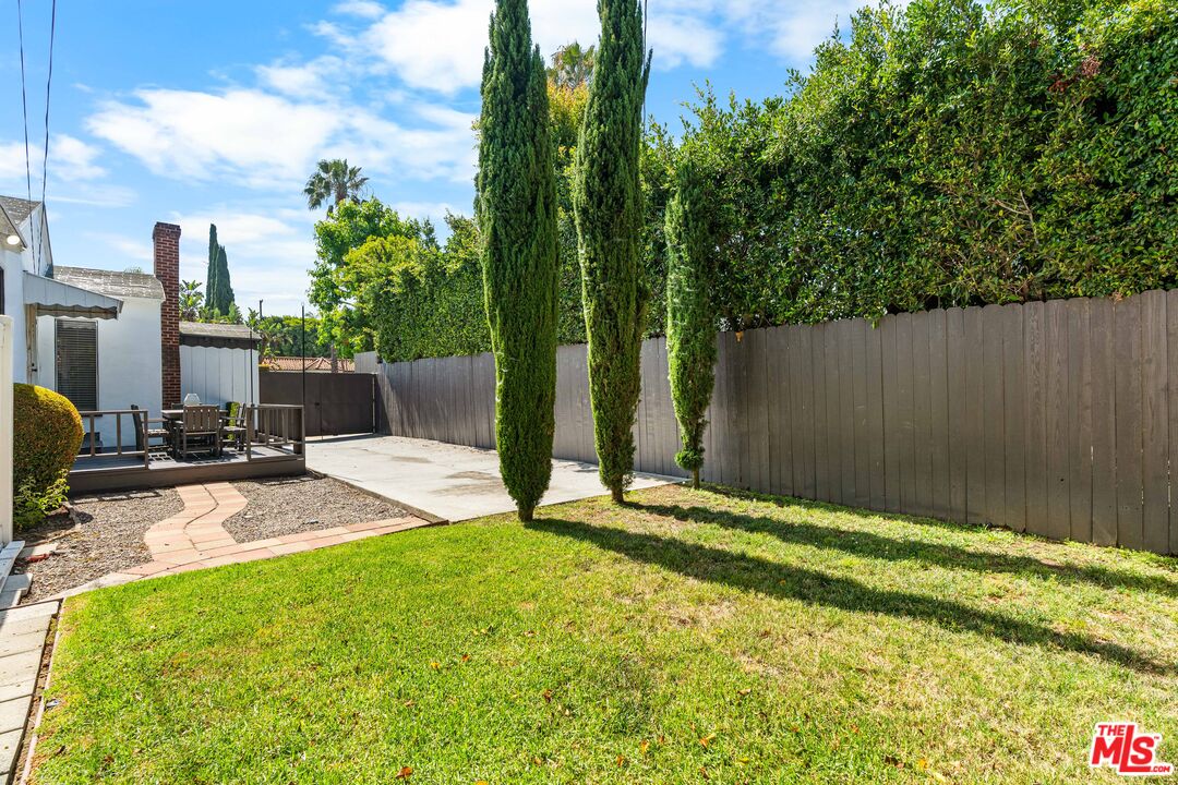 Property photo 38