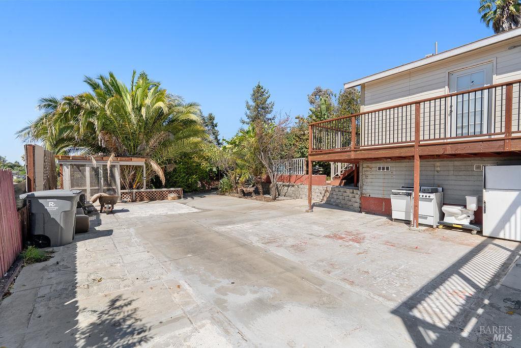 Property photo 38