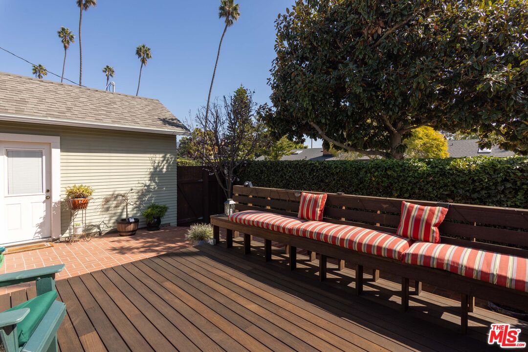 Property photo 28